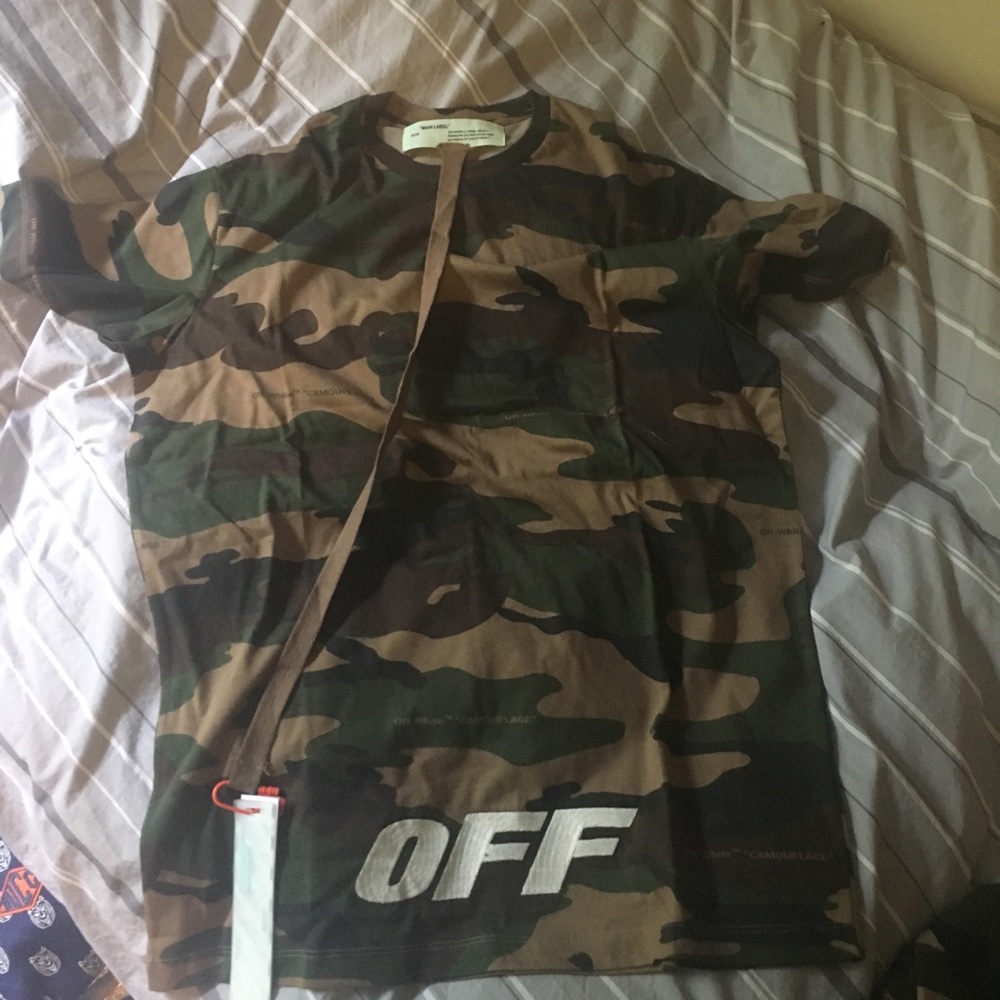 Off white camo t shirt